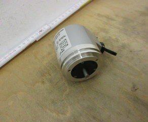 Датчик угла поворота, диаметр датчика 60 мм, диаметр вала 6 мм, рабочая сила тока 4-20 мА, рабочее напряжение 18-33 В DC, угол поворота 337,5° FSG (Fernsteuergeräte Kurt Oelsch)