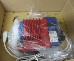 Насос
Membrandosierpumpe Iwaki EWN-C36 FC-ER
Membrandosierpumpe Iwaki EWN-C36 FC-ER
Anschluß: Schlauchanschluß ø9 x 12mm
Dosierleistung: 0 - 25,2 l/h
Max. Betriebsdruck: 2 bar
Hubfrequenz: 1 - 360 Hübe/min
Material: Pumpenkopf: PVDF
Membran: PTFE/EPDM
Ventilsitz: PCTFE
Dichtungen: ---
Anschlußspannung: AC 100 - 240V, 50/60Hz
Stromaufnahme : 1,2 A
Stromverbrauch: ca. 24 W IWAKI