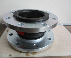 Компенсатор
Axialkompensator Typ 212
DN 125, BL 240 mm, axial 60 mm
Balg 1.4541, mehrl., PN 16,
Losfl. RSt 37-2 verz., PN 16 Willbrandt
